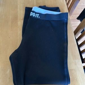 Black Nike Ribbed Leggings XL